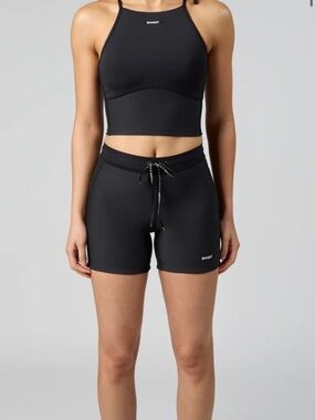 CADENCE™ 5" WOMEN'S COMPRESSION SHORTS - BLACK